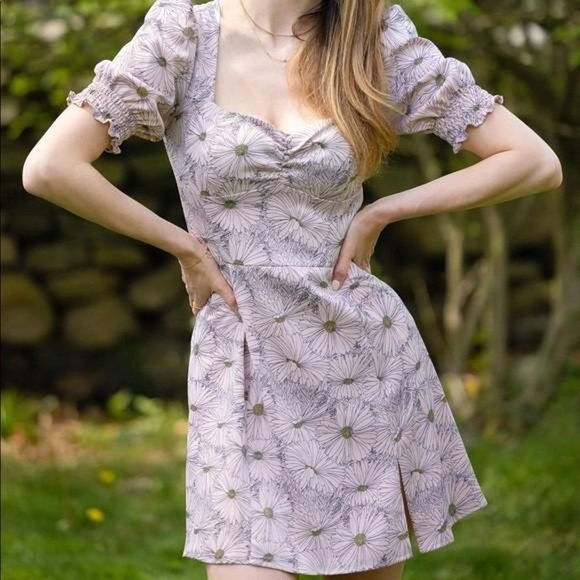 Wayf Beatrix Daisy Floral Short Sleeve Mini Dress - Picture 3 of 5
